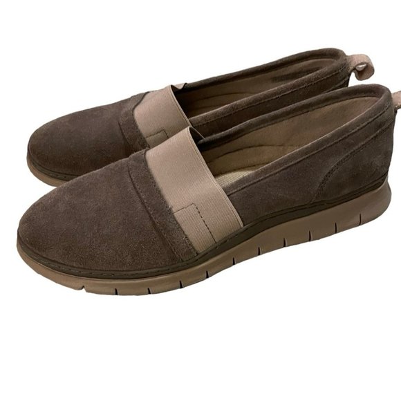 Vionic Women's Gray and Tan Sneakers - Picture 3 of 7